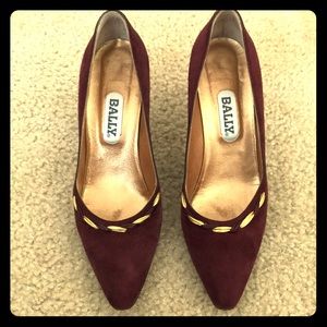 *SOLD* Bally burgundy pumps